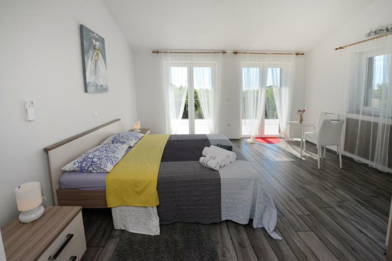 Villa Kontesici 14 Zelena Laguna 外观 照片