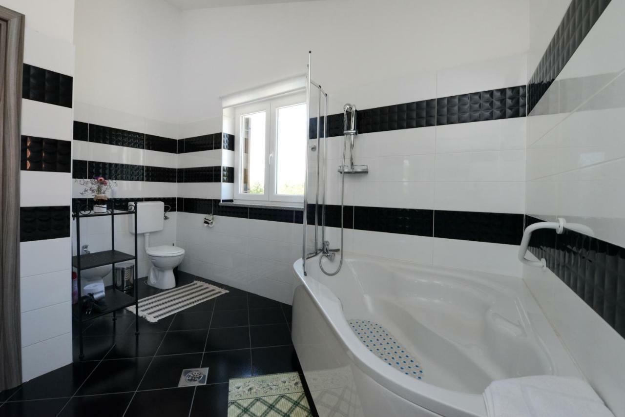 Villa Kontesici 14 Zelena Laguna 外观 照片