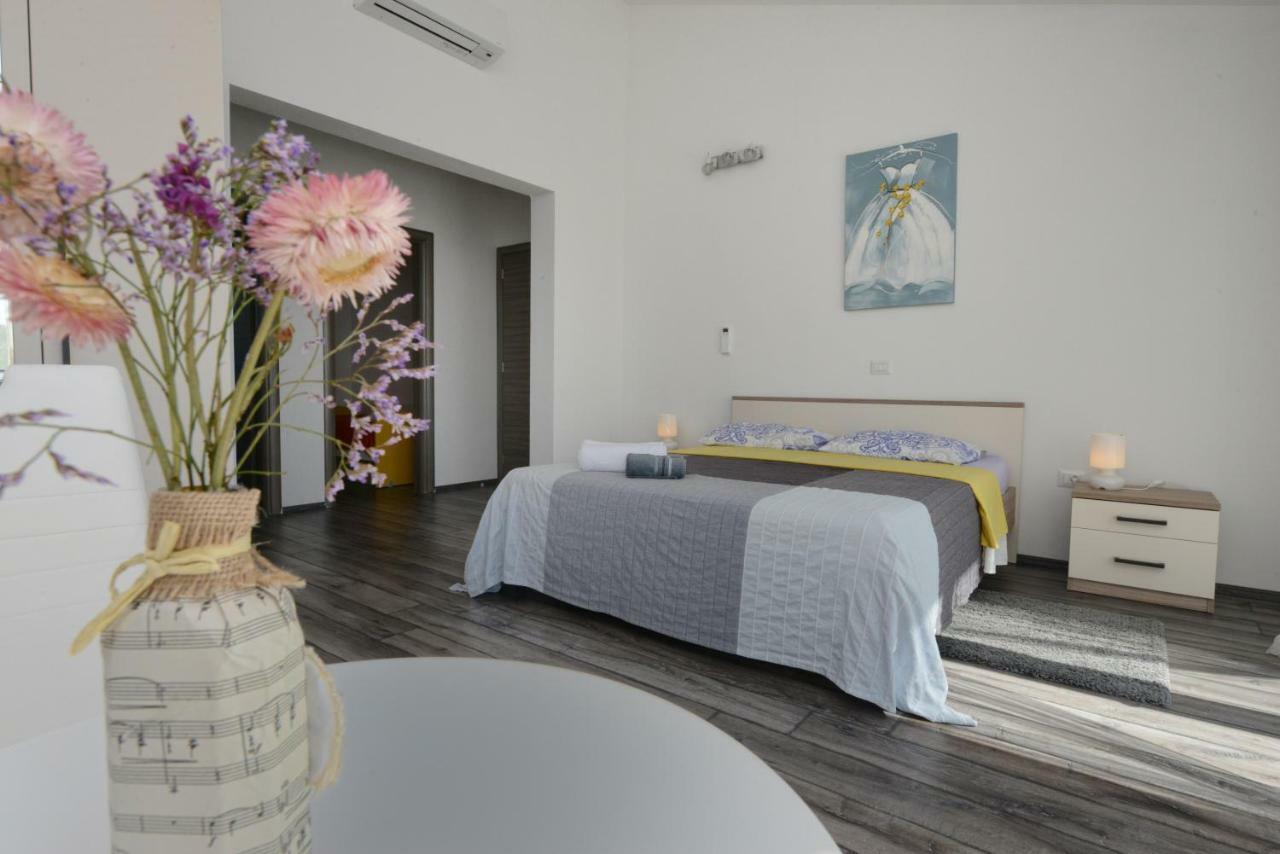 Villa Kontesici 14 Zelena Laguna 外观 照片