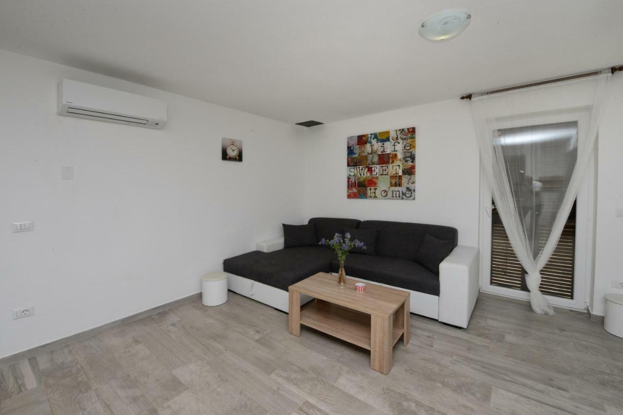 Villa Kontesici 14 Zelena Laguna 外观 照片