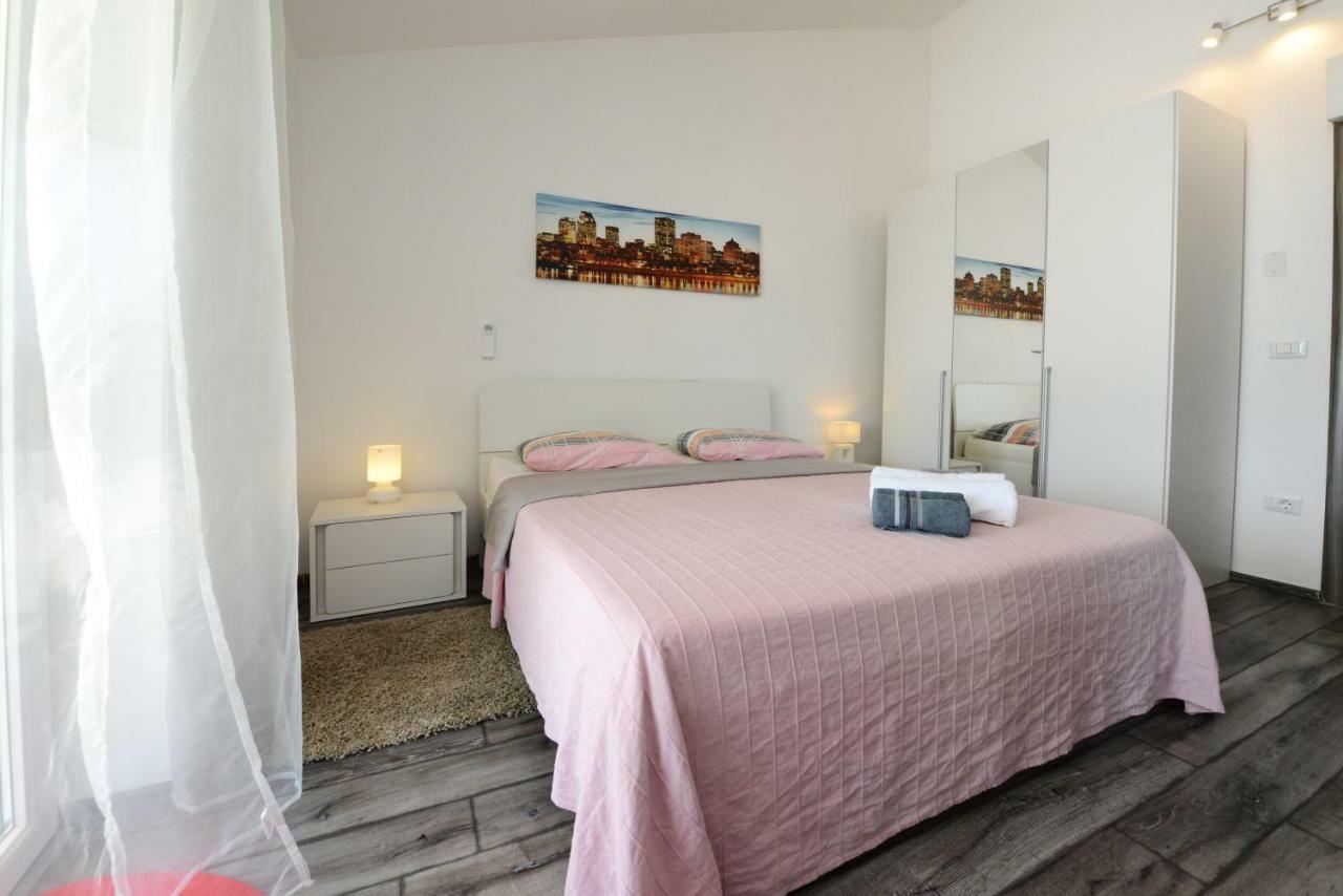 Villa Kontesici 14 Zelena Laguna 外观 照片