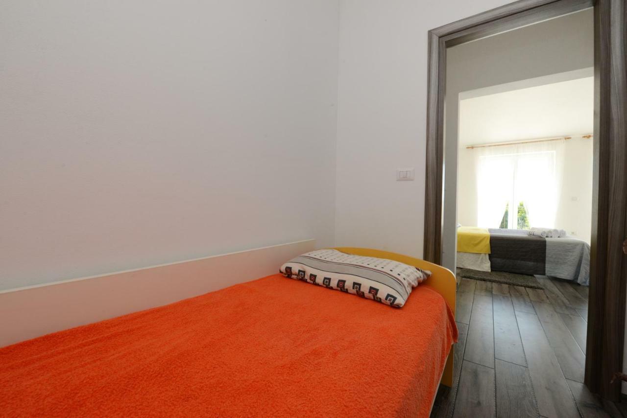 Villa Kontesici 14 Zelena Laguna 外观 照片