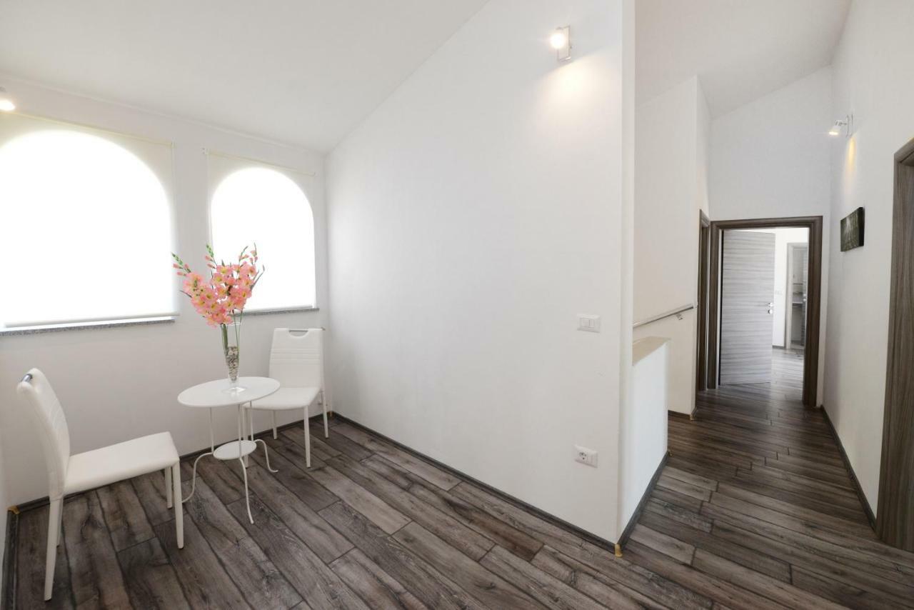 Villa Kontesici 14 Zelena Laguna 外观 照片